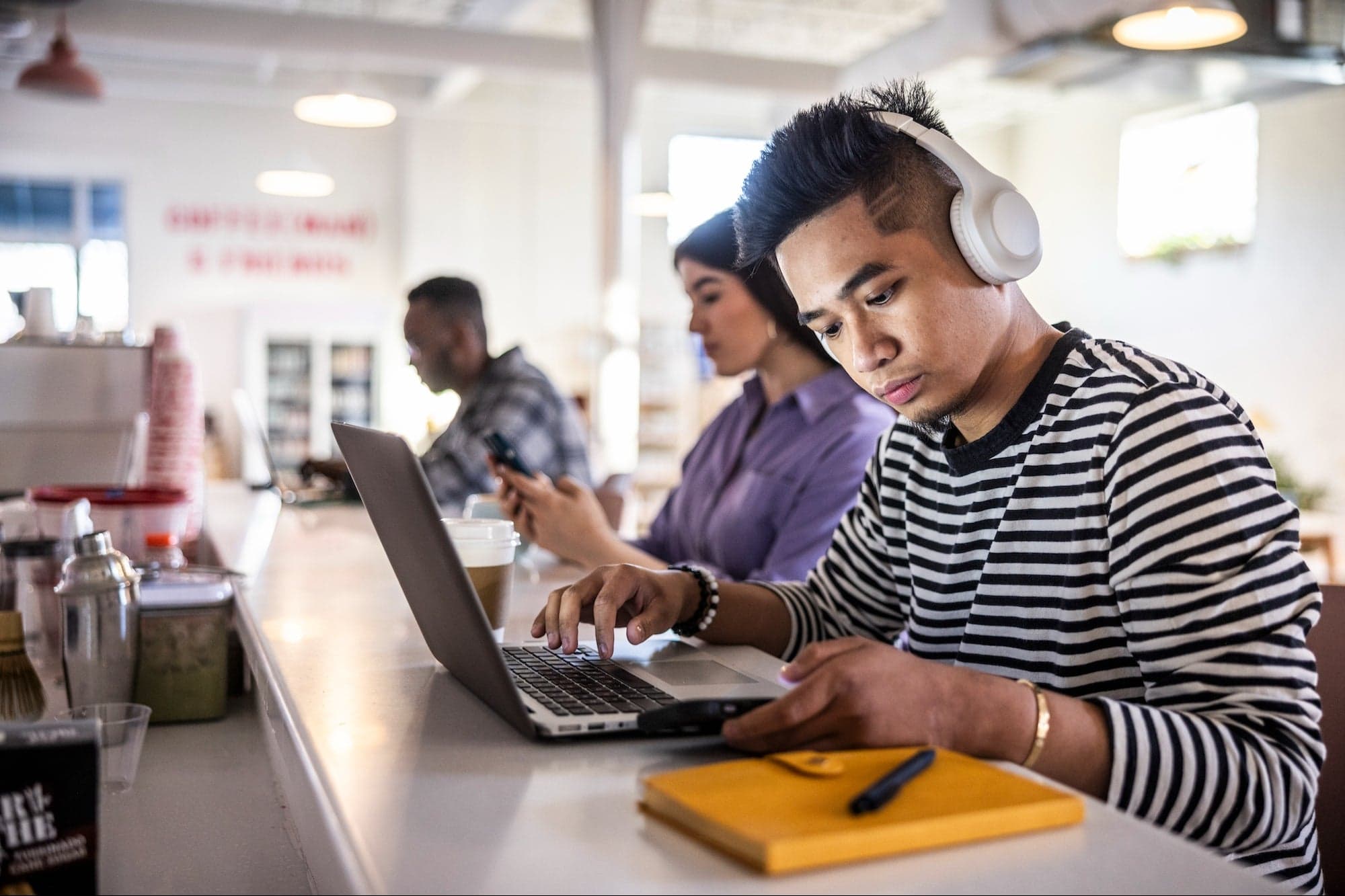 Recent Grad Made Over $144,000 With a Financial Hack Popular Among Young People: 'That's Freedom'